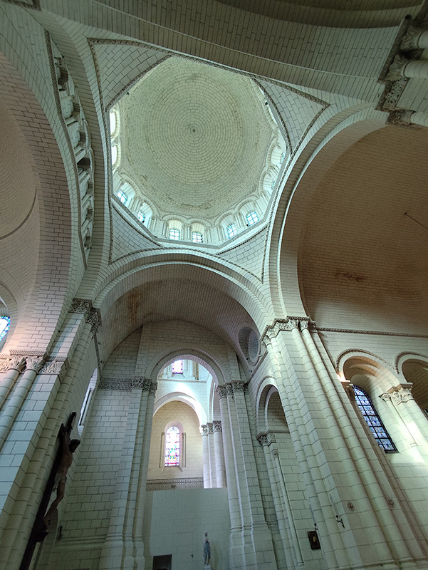 Cathédrale Saint-Pierre en Charente